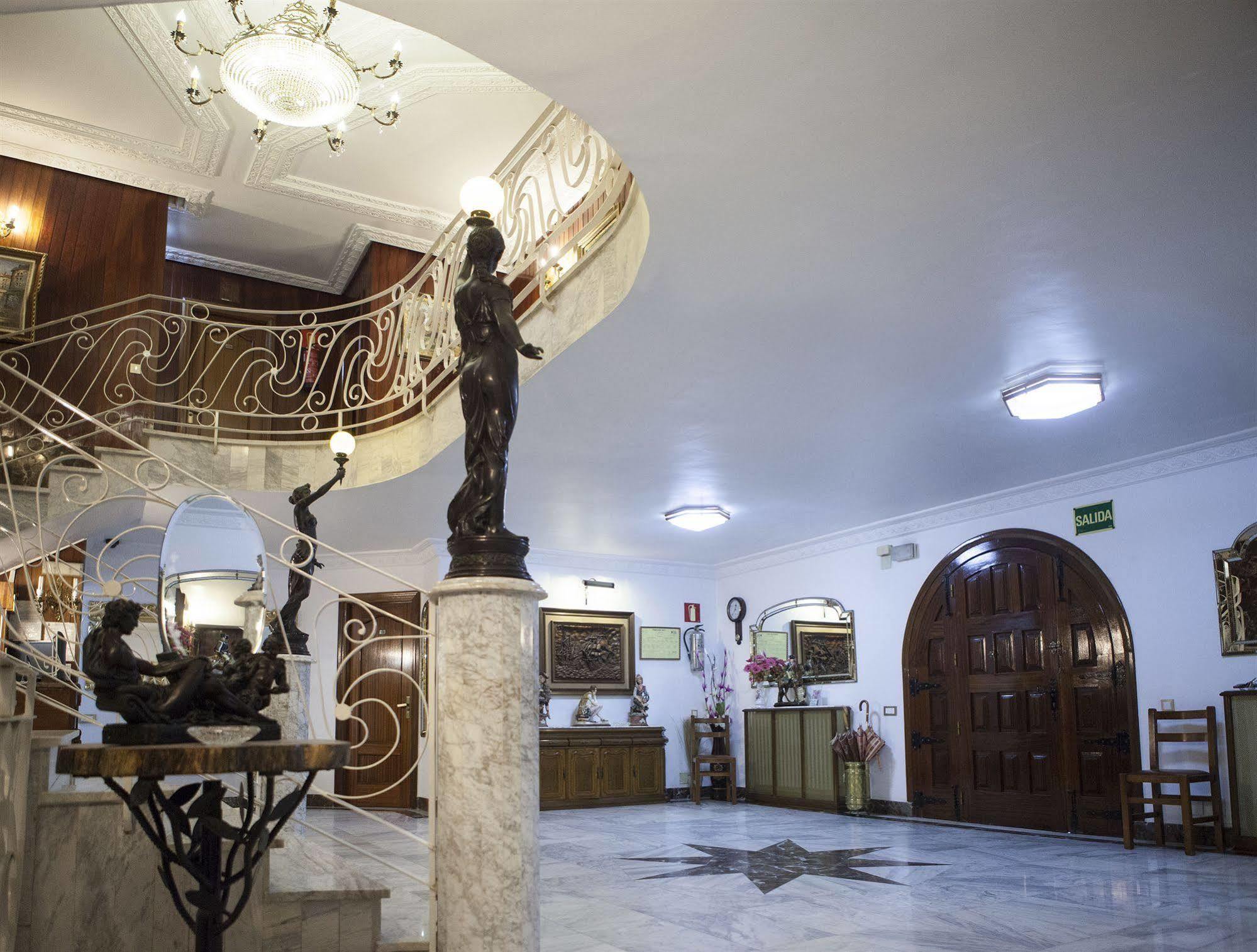 Hotel Antoyana Santander Exteriör bild